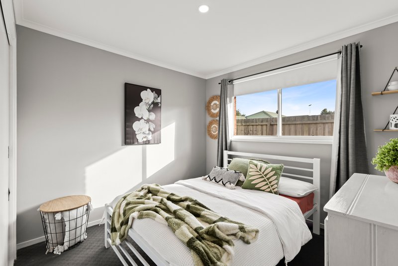 Photo - 2/42-44 Burdoo Drive, Grovedale VIC 3216 - Image 9