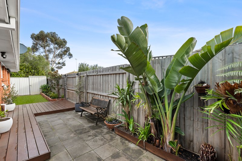 Photo - 2/42-44 Burdoo Drive, Grovedale VIC 3216 - Image 12