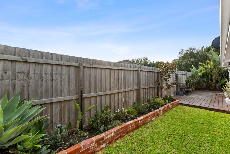 Photo - 2/42-44 Burdoo Drive, Grovedale VIC 3216 - Image 14