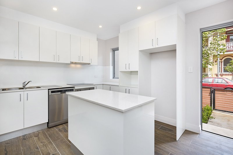 Photo - 2/42-44 Crown Street, St Peters NSW 2044 - Image 3