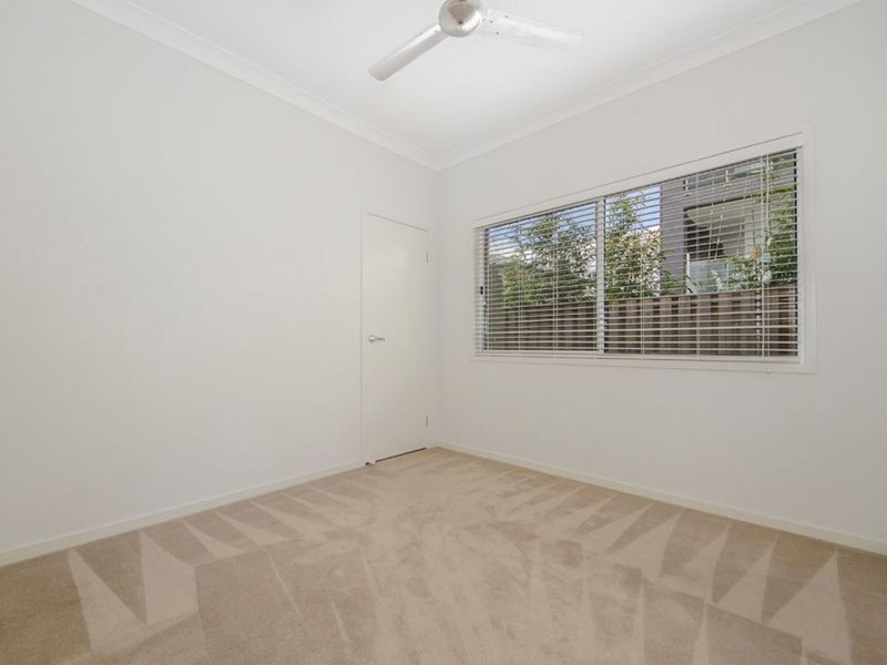 Photo - 2/42 Barden Ridge Road, Reedy Creek QLD 4227 - Image 8