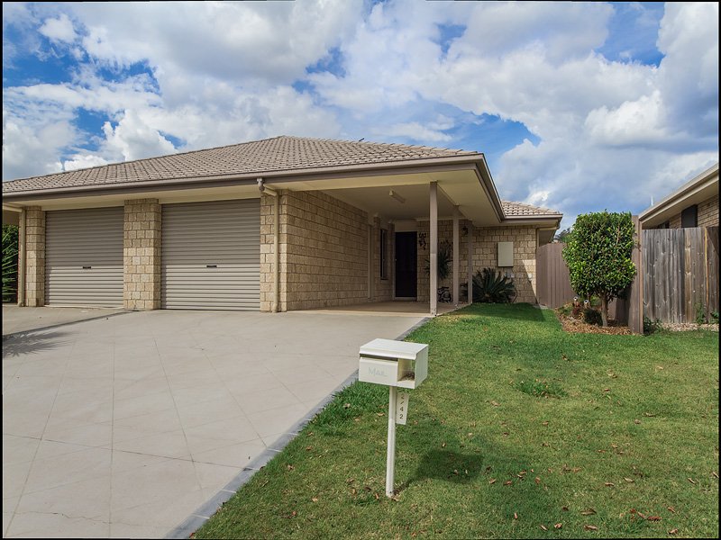 2/42 Blossom Street, Pimpama QLD 4209