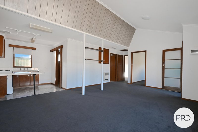 Photo - 2/42 Burnett Street, New Norfolk TAS 7140 - Image 3