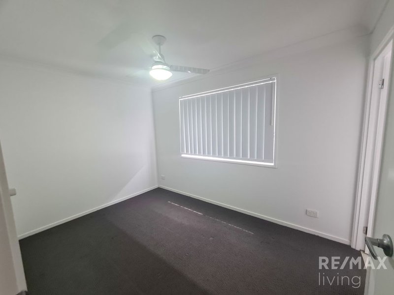 Photo - 2/42 Cronin Street, Morayfield QLD 4506 - Image 4