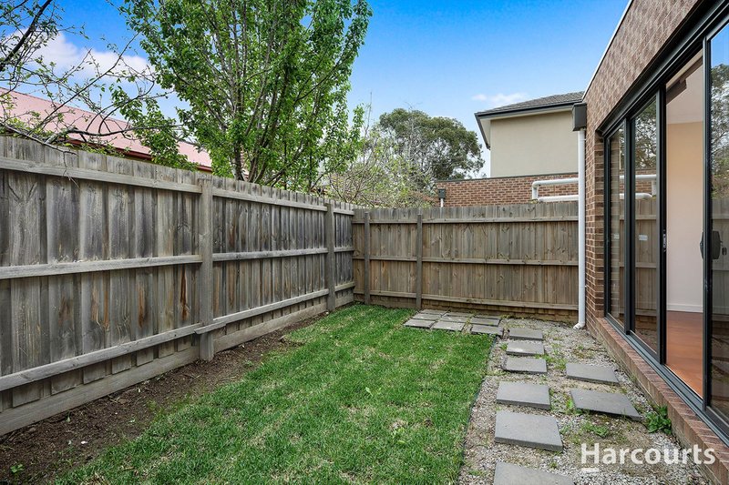 Photo - 2/42 Eley Road, Burwood VIC 3125 - Image 14