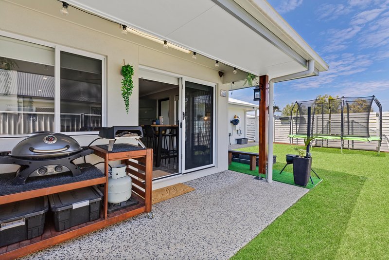 Photo - 2/42 Featherwood Crescent, Beerwah QLD 4519 - Image 4