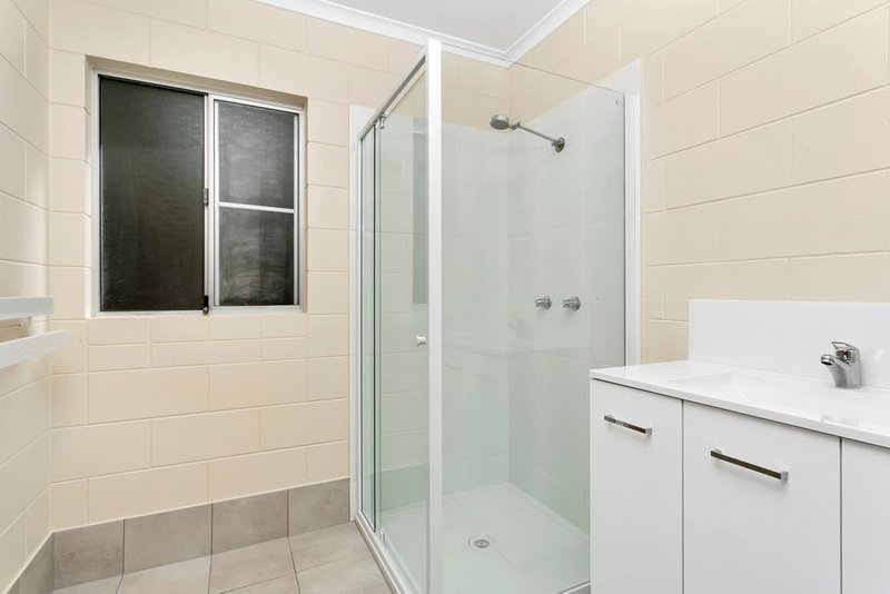 Photo - 242 Ganyan Drive, Speewah QLD 4881 - Image 6