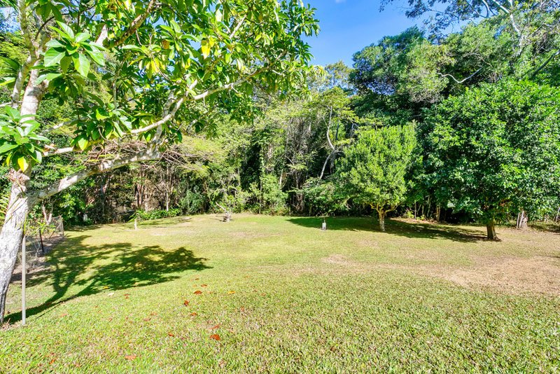 Photo - 242 Ganyan Drive, Speewah QLD 4881 - Image 9