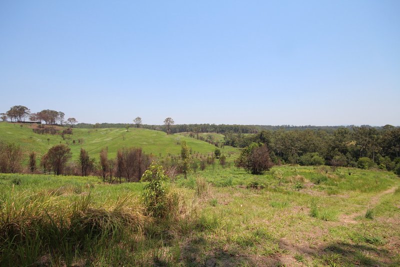 Photo - 242 Gardner Rd , North Deep Creek QLD 4570 - Image 8