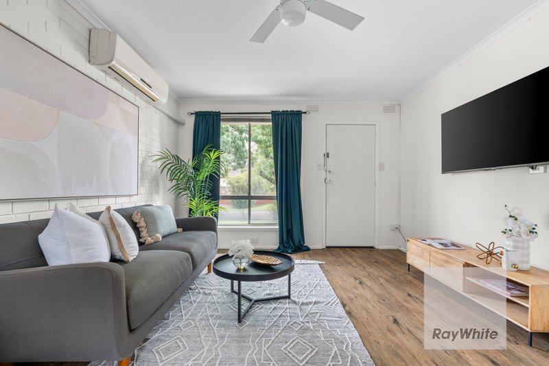 Photo - 2/42 Harbury Street, Reservoir VIC 3073 - Image 3