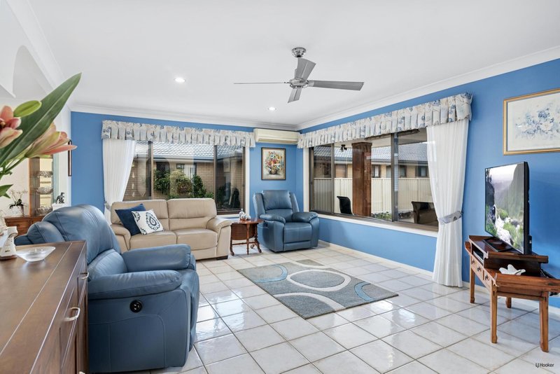 Photo - 2/42 Keith Compton Drive, Tweed Heads NSW 2485 - Image 9