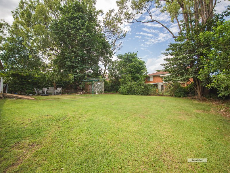 Photo - 242 Merrill Avenue, Frenchville QLD 4701 - Image 10