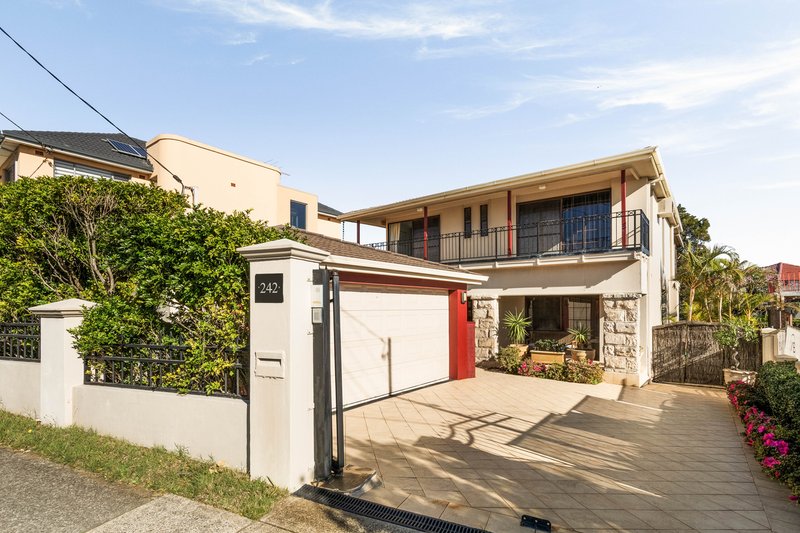 Photo - 242 Old South Head Road, Vaucluse NSW 2030 - Image 3