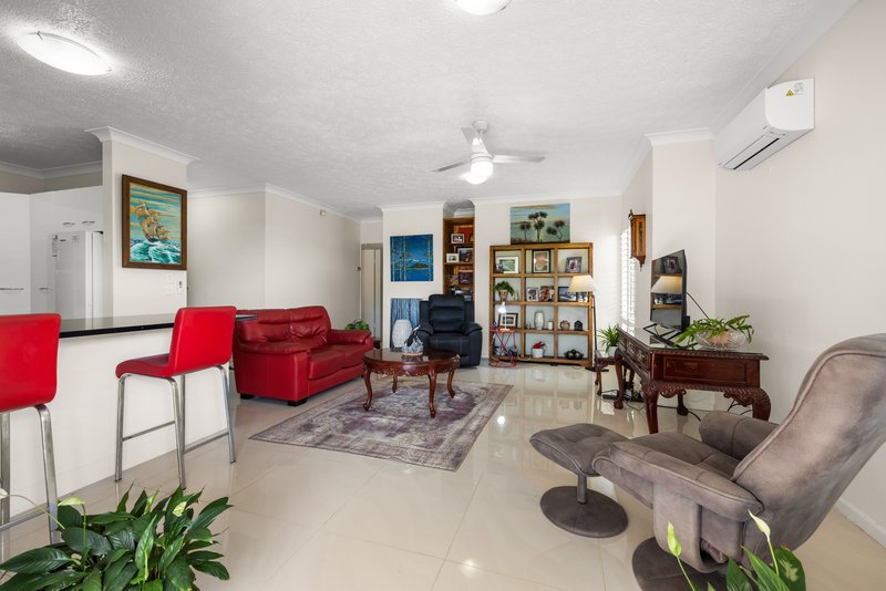 Photo - 2/42 Oyster Point Esplanade, Scarborough QLD 4020 - Image 6