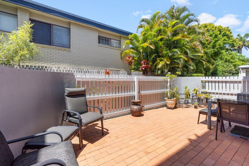 Photo - 2/42 Oyster Point Esplanade, Scarborough QLD 4020 - Image 9