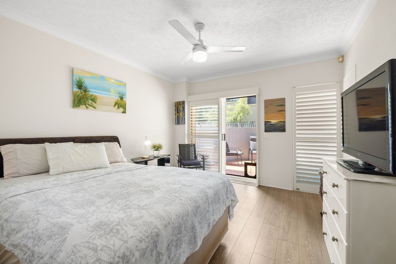 Photo - 2/42 Oyster Point Esplanade, Scarborough QLD 4020 - Image 14
