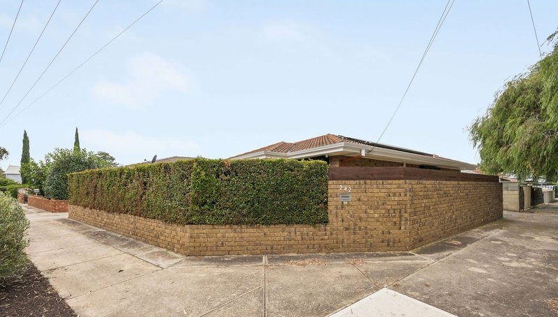 Photo - 242 Robin Road, Semaphore SA 5019 - Image 11
