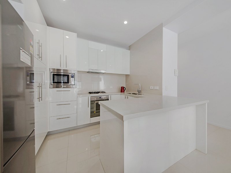 Photo - 2/42 Sanders Street, Upper Mount Gravatt QLD 4122 - Image 4