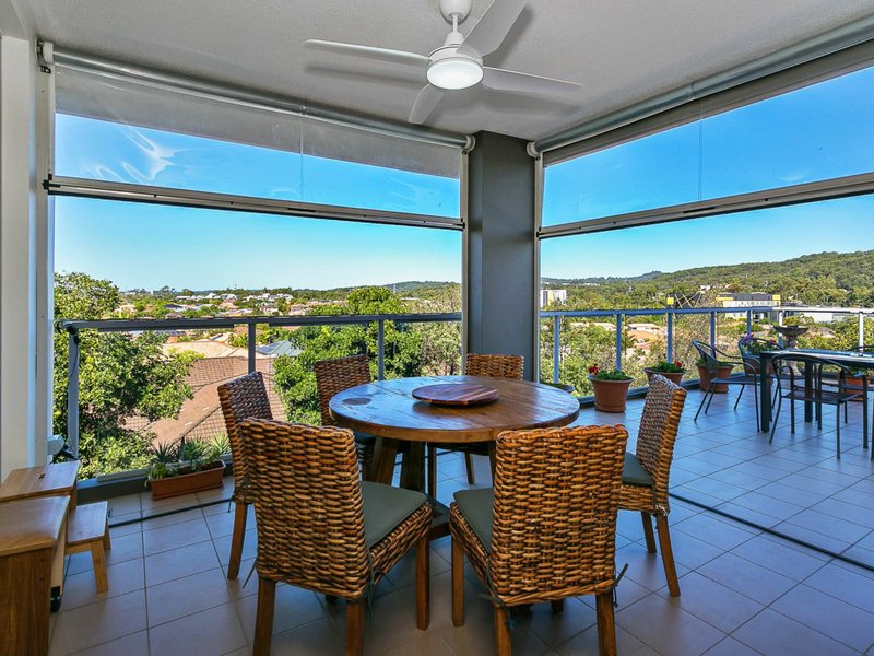 Photo - 2/42 Scottsdale Drive, Robina QLD 4226 - Image 2