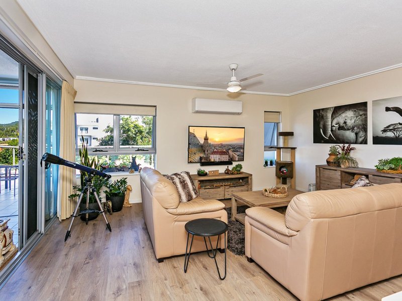 Photo - 2/42 Scottsdale Drive, Robina QLD 4226 - Image 11