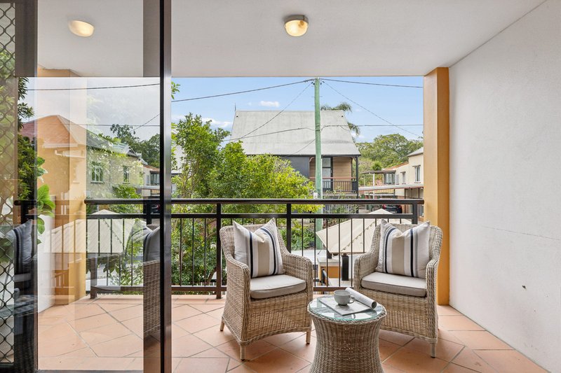 Photo - 24/2 St Pauls Terrace, Spring Hill QLD 4000 - Image 4