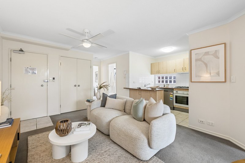 Photo - 24/2 St Pauls Terrace, Spring Hill QLD 4000 - Image 12