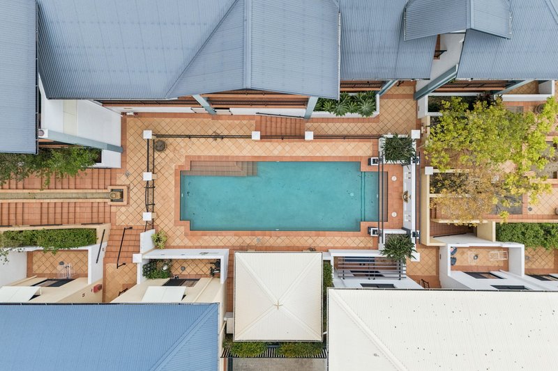 Photo - 24/2 St Pauls Terrace, Spring Hill QLD 4000 - Image 16