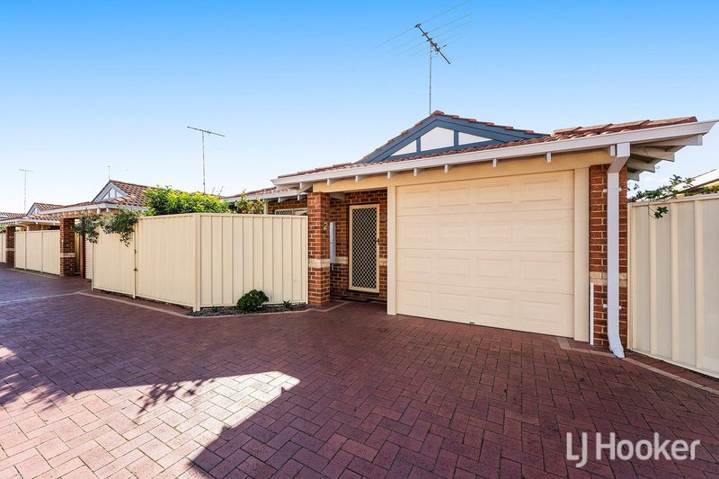 Photo - 2/42 Sutton Street, Mandurah WA 6210 - Image 2