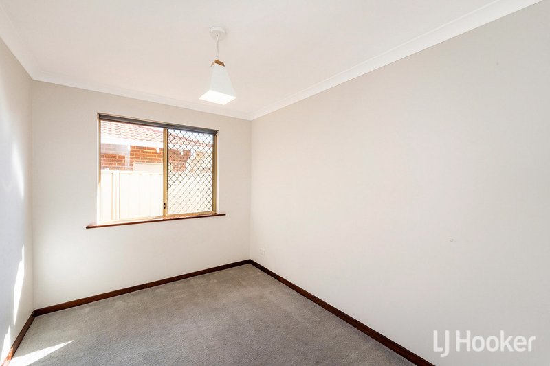 Photo - 2/42 Sutton Street, Mandurah WA 6210 - Image 8