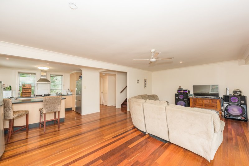 Photo - 24/2 Sylvan Drive, Moore Park Beach QLD 4670 - Image 1