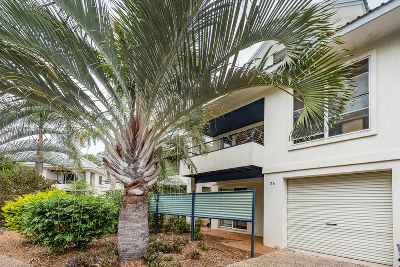 Photo - 24/2 Sylvan Drive, Moore Park Beach QLD 4670 - Image 3