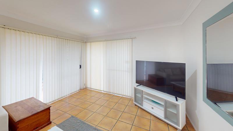 Photo - 2/42 Third Avenue, Palm Beach QLD 4221 - Image 3