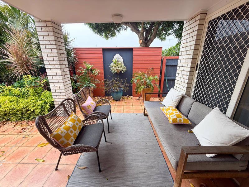 Photo - 2/42 Third Avenue, Palm Beach QLD 4221 - Image 25