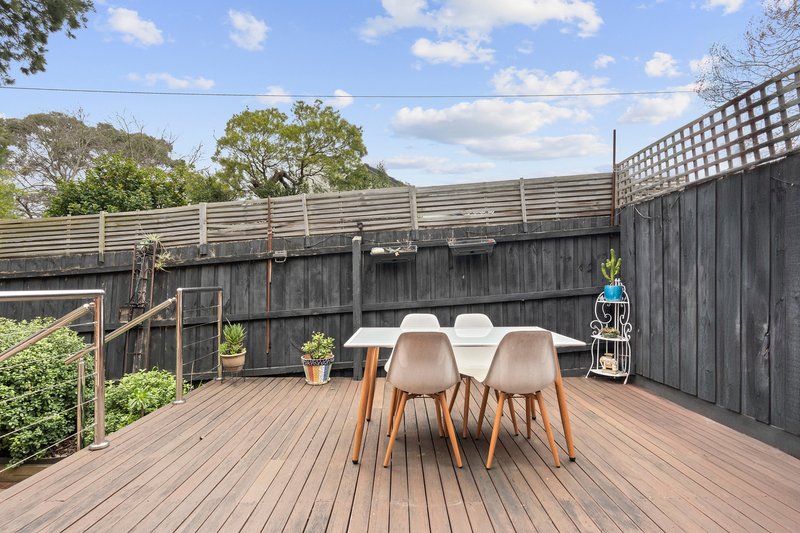 Photo - 2/42 Zetland Road, Mont Albert VIC 3127 - Image 7