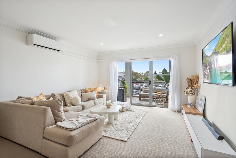 Photo - 24/20-26 Addison Street, Shellharbour NSW 2529 - Image 2