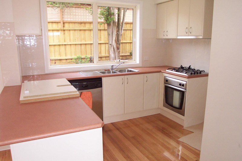 Photo - 2/420 Middleborough Road, Blackburn VIC 3130 - Image 2