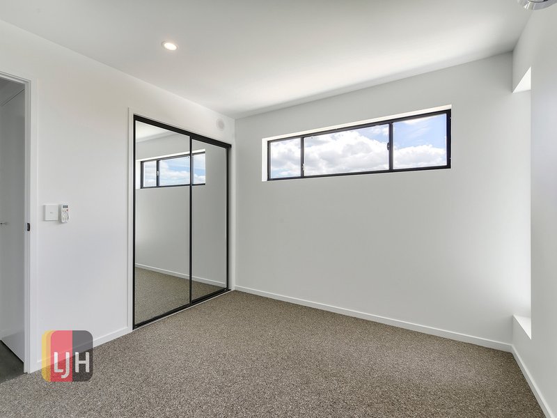 Photo - 24/21 Sparkes Street, Chermside QLD 4032 - Image 6