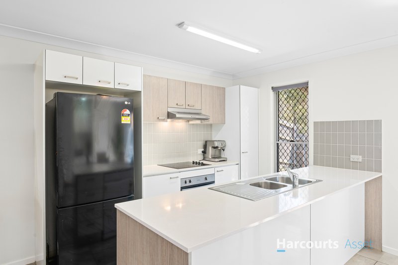 Photo - 24/23-25 Blackwell Street, Hillcrest QLD 4118 - Image 5