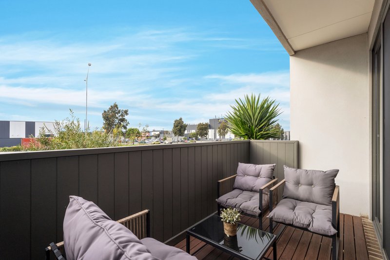 Photo - 24/24-36 Healesville Loop, Craigieburn VIC 3064 - Image 10