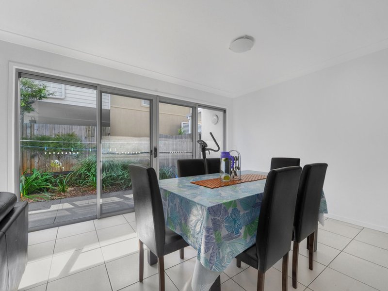 Photo - 24/25 Northmarque Street, Carseldine QLD 4034 - Image 2