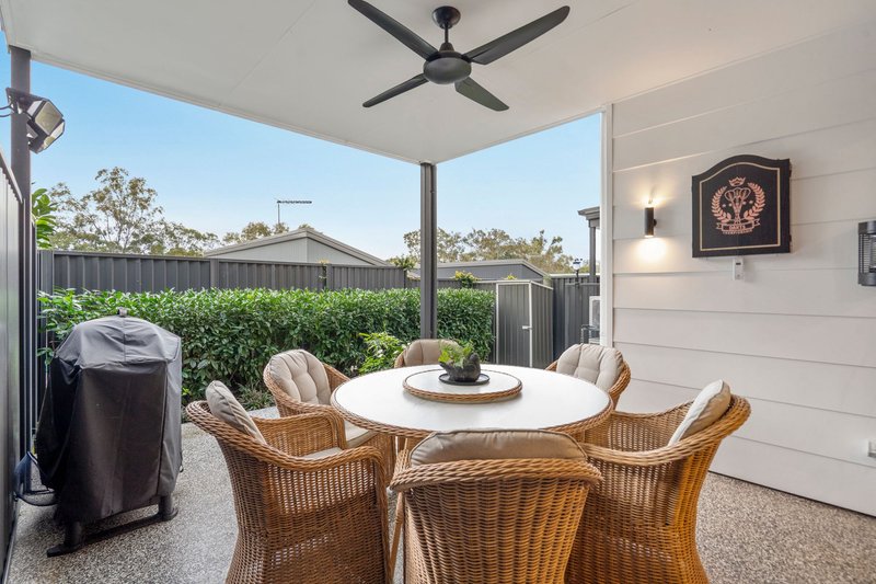 Photo - 24/25 Oasis Close, Manly West QLD 4179 - Image 8