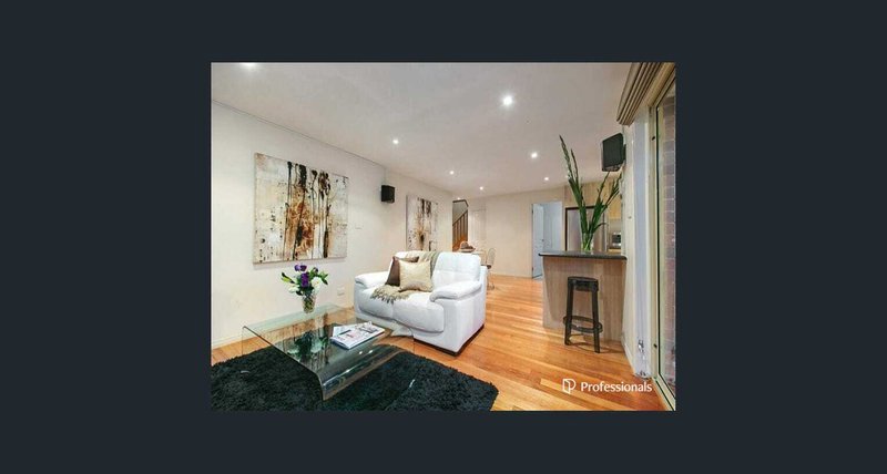 Photo - 2/426 Huntingdale Road, Oakleigh South VIC 3167 - Image 4