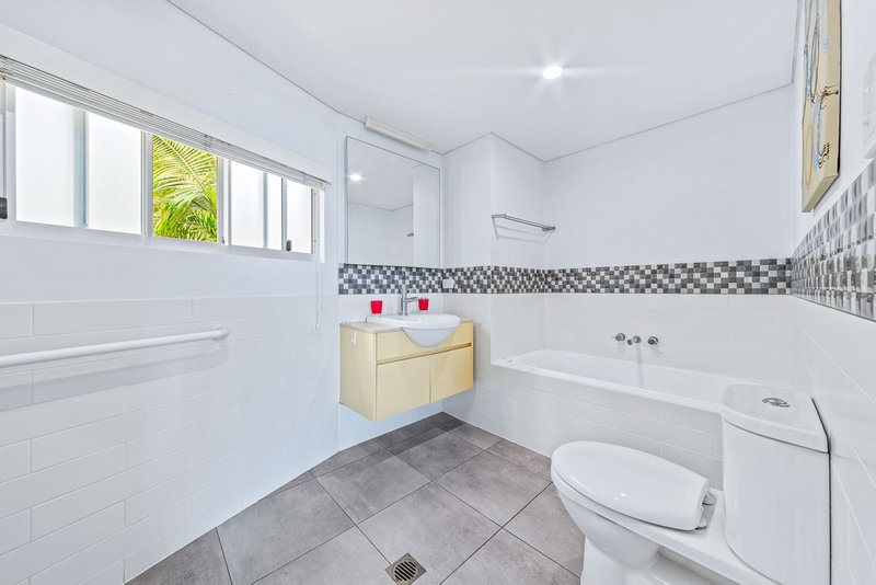 Photo - 24/26 Raintree Place, Airlie Beach QLD 4802 - Image 14