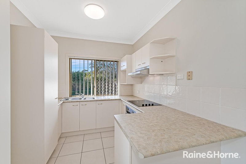 Photo - 24/26 Stay Place, Carseldine QLD 4034 - Image 5