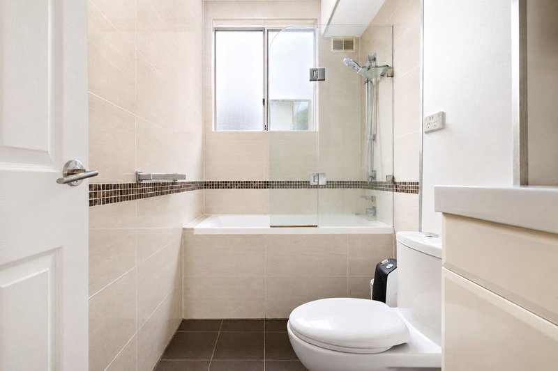 Photo - 24/26A Wolli Creek Road, Banksia NSW 2216 - Image 5