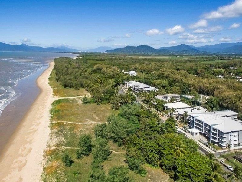 Photo - 2/43-45 Sims Esplanade, Yorkeys Knob QLD 4878 - Image 15