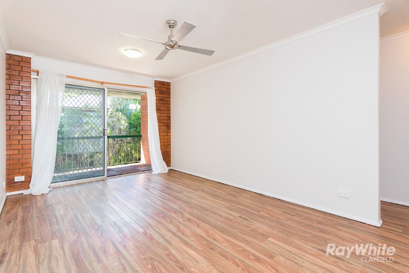 Photo - 2/43 Adamson Street, Wooloowin QLD 4030 - Image 3