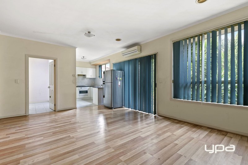 Photo - 2/43 Bardsley Street, Sunshine West VIC 3020 - Image 2