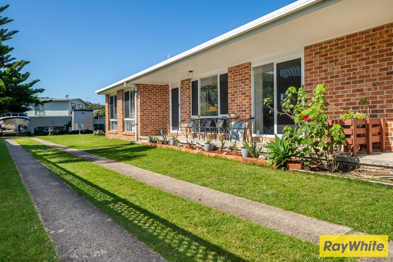 Photo - 2/43 Belbowrie Parade, Maloneys Beach NSW 2536 - Image 18