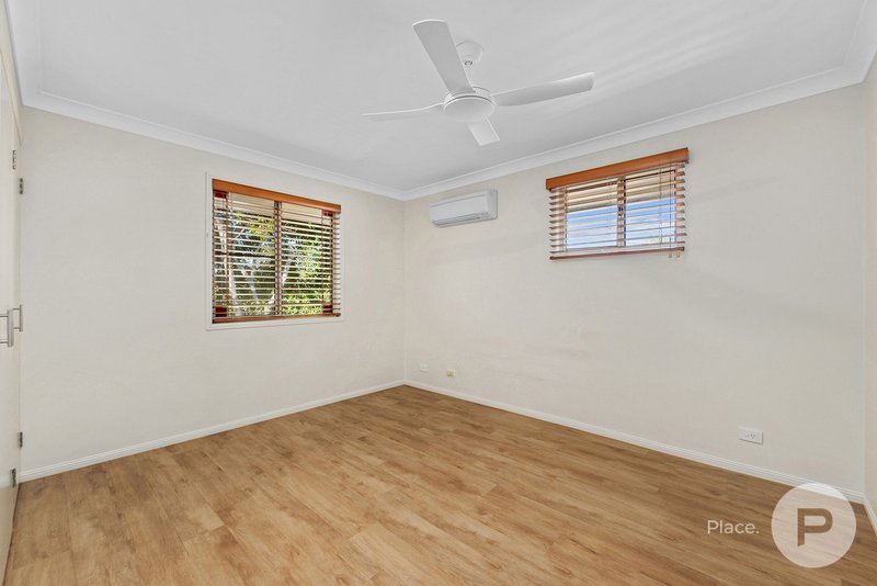 Photo - 2/43 Bowen Avenue, Albany Creek QLD 4035 - Image 5
